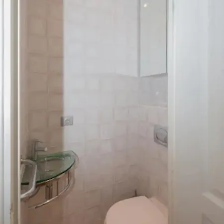 Stunning Sur Retreat Chic With Air-conditioning And Breathtaking Views * Beaulieu-sur-Mer
